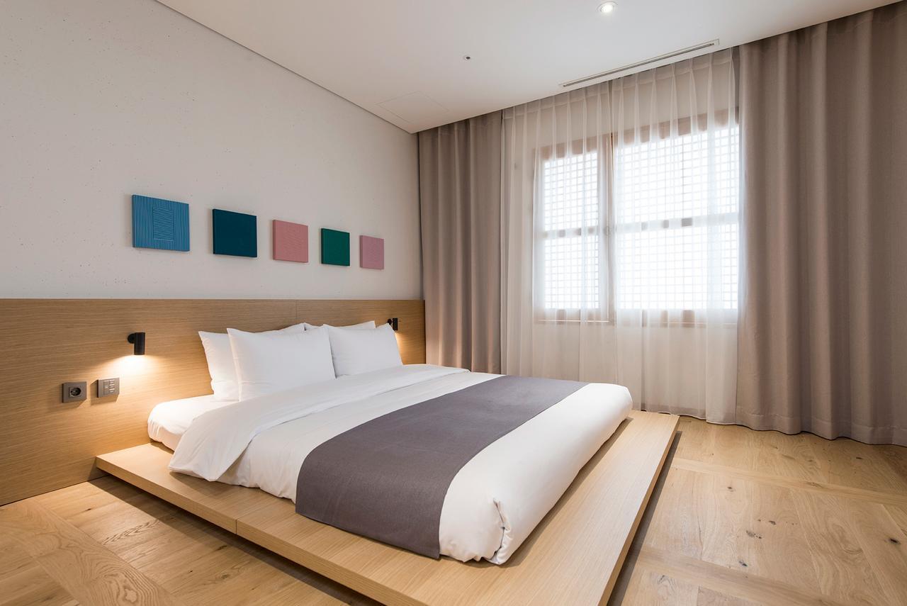 Alex 72 Hotel Suwon Exterior foto